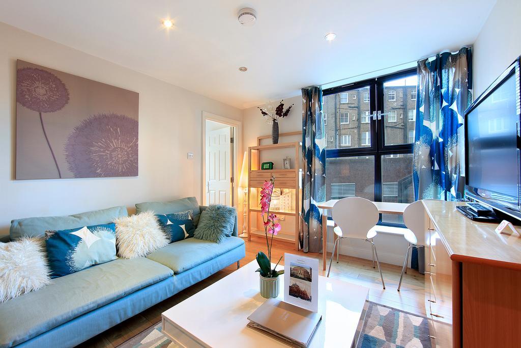 Point West Apartments London Eksteriør bilde