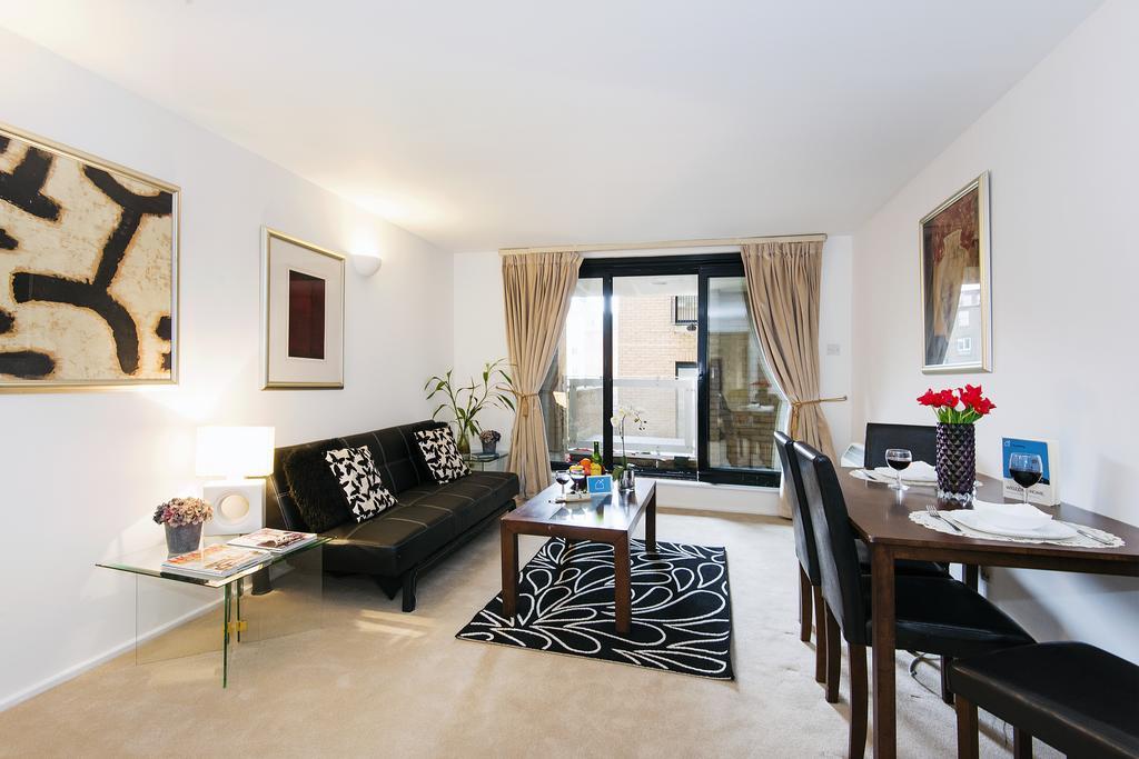 Point West Apartments London Eksteriør bilde
